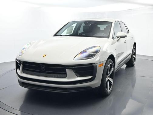 Chalk 2026 Porsche Macan Base
