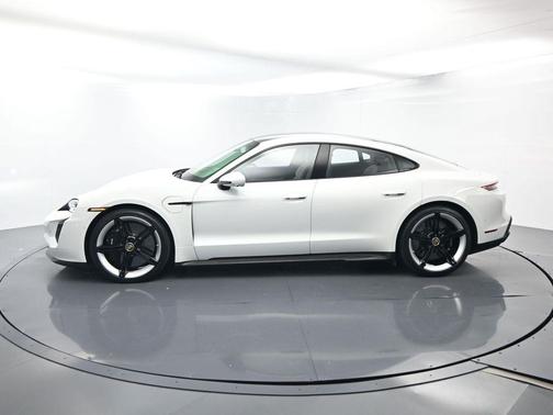 2024 Porsche Taycan Turbo S