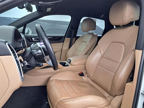 2019 Porsche Cayenne Base