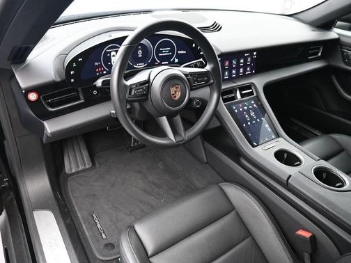 2025 Porsche Taycan Base