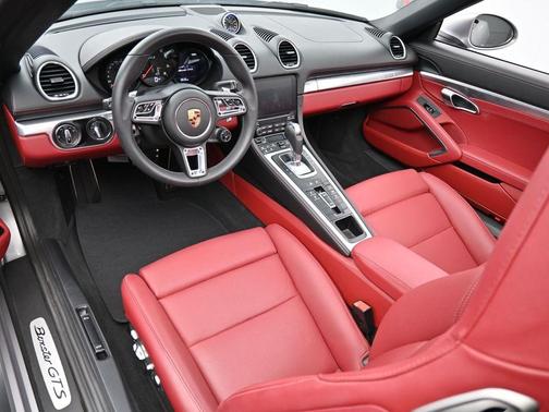 2024 Porsche 718 Boxster GTS 4.0