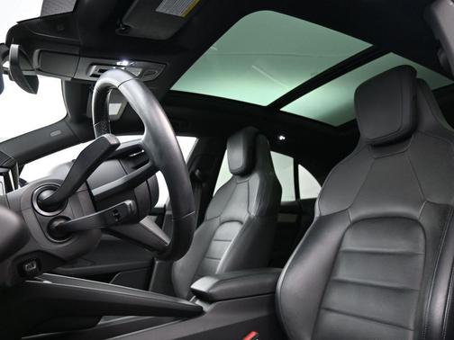 2024 Porsche Macan 4