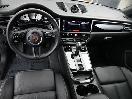 2024 Porsche Macan