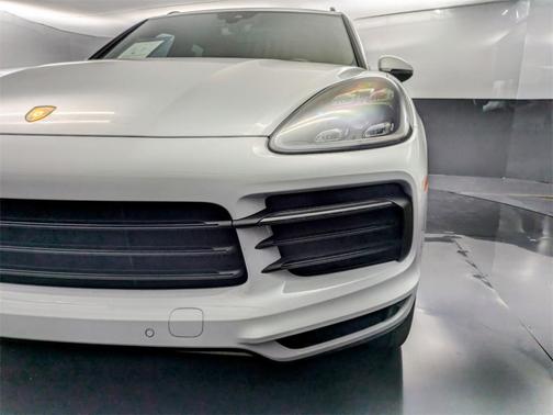 2022 Porsche Cayenne S