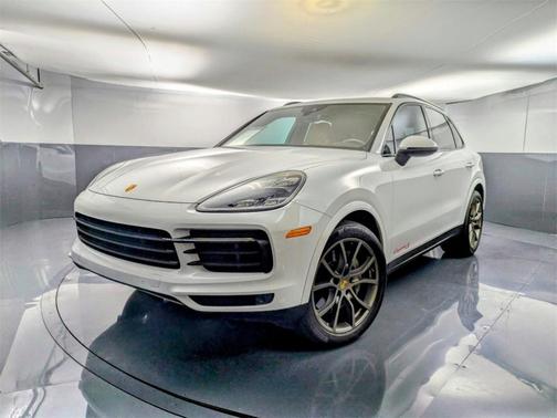 2022 Porsche Cayenne S