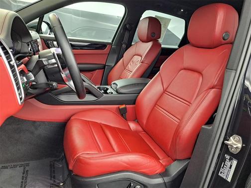 2022 Porsche Cayenne
