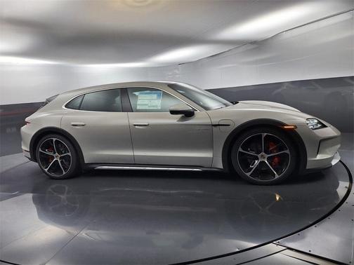 2025 Porsche Taycan Cross Turismo 4S