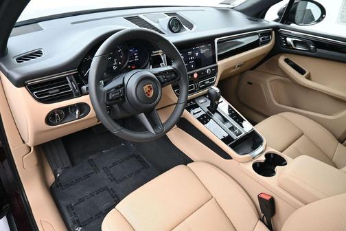 Copper 2026 Porsche Macan Base