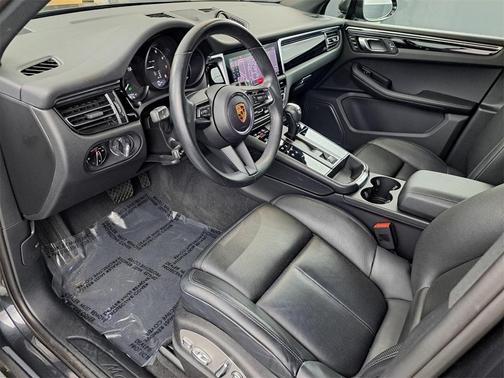 2024 Porsche Macan