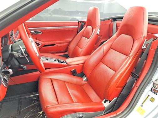 2014 Porsche 911 Carrera 4S