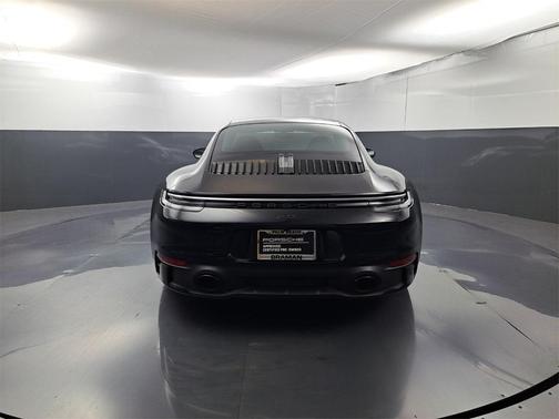 2023 Porsche 911 Carrera 4 GTS