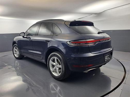 2021 Porsche Macan Base