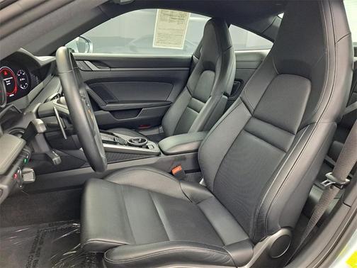 2022 Porsche 911 Carrera S