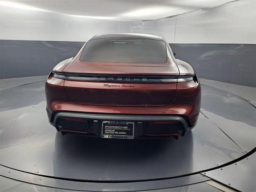 2021 Porsche Taycan Turbo