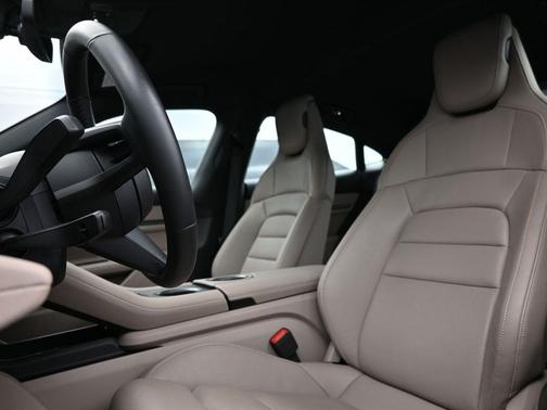 2025 Porsche Taycan Base