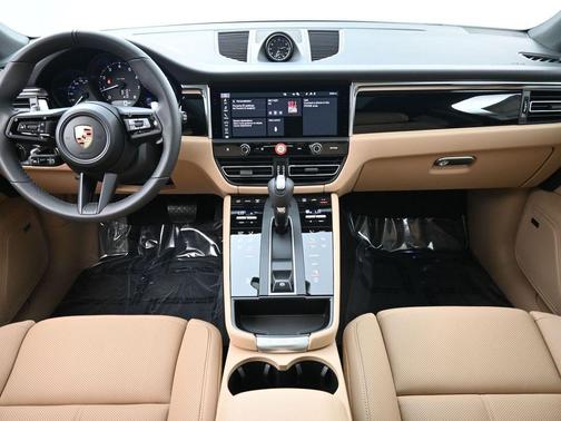 Copper 2026 Porsche Macan Base