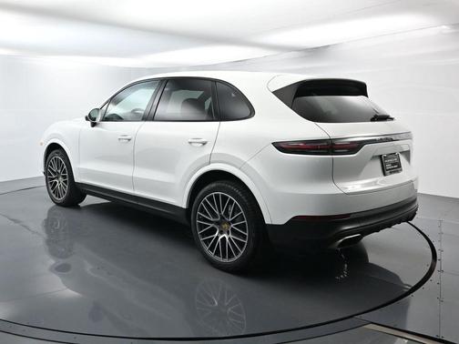 2020 Porsche Cayenne Base