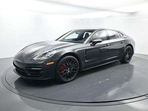 2023 Porsche Panamera 4S