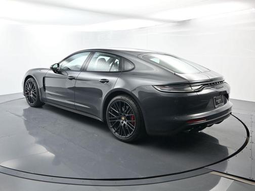 2023 Porsche Panamera 4S