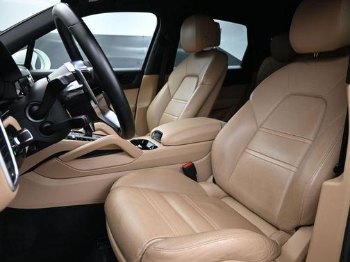 2019 Porsche Cayenne S