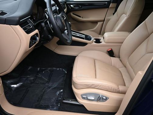 2024 Porsche Macan 