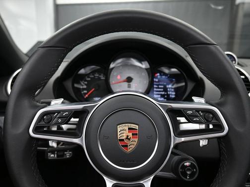 2025 Porsche 718 Boxster S