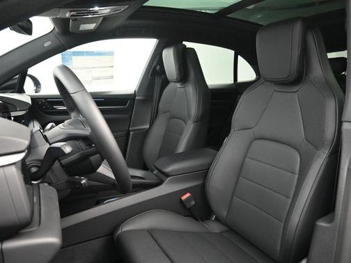 Slate 2026 Porsche Macan Base