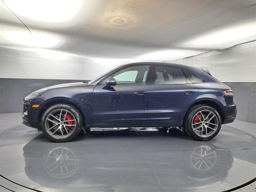 2022 Porsche Macan S