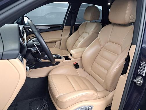 2022 Porsche Macan S