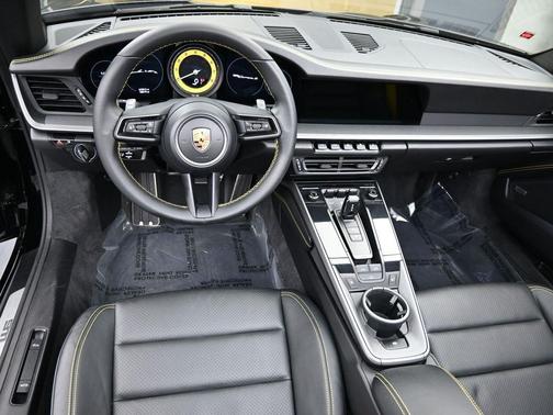 2021 Porsche 911 Carrera S