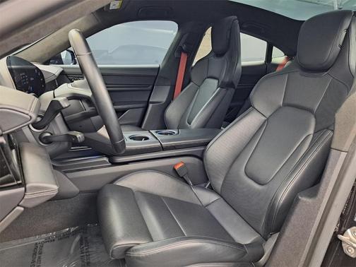 2020 Porsche Taycan Turbo