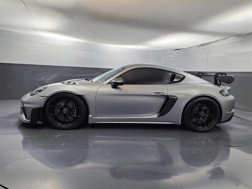 2023 Porsche 718 Cayman GT4 RS