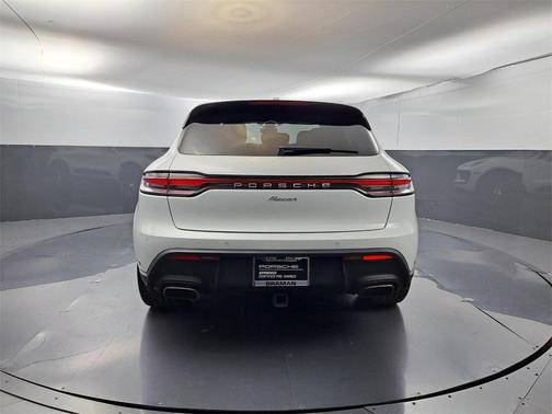 2023 Porsche Macan
