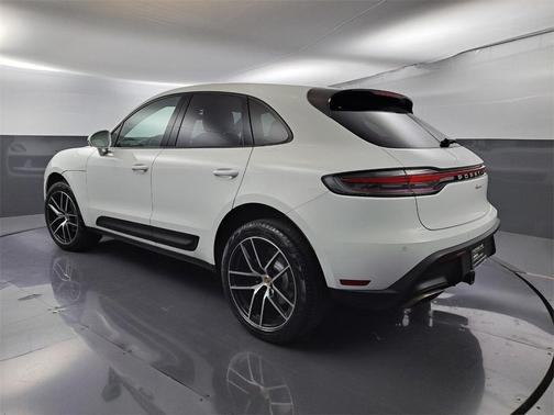 2023 Porsche Macan
