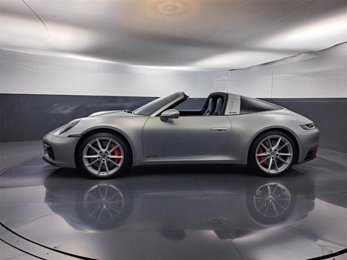 2022 Porsche 911 Targa 4 GTS