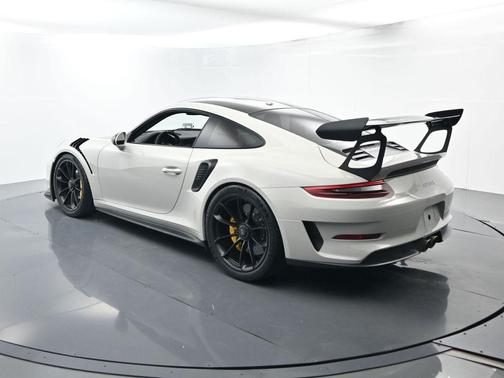 2019 Porsche 911 GT3 RS
