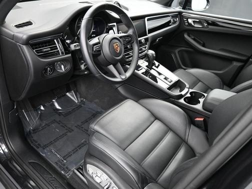 2024 Porsche Macan