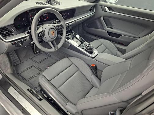 2024 Porsche 911 Carrera 4S