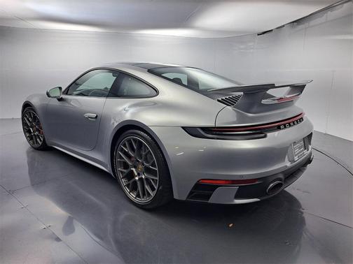 2024 Porsche 911 Carrera 4S
