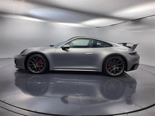 2024 Porsche 911 Carrera 4S