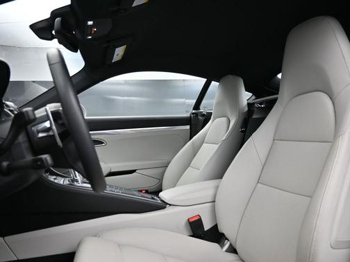 2025 Porsche 718 Cayman GTS 4.0