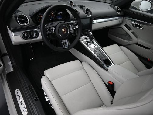 2025 Porsche 718 Cayman GTS 4.0