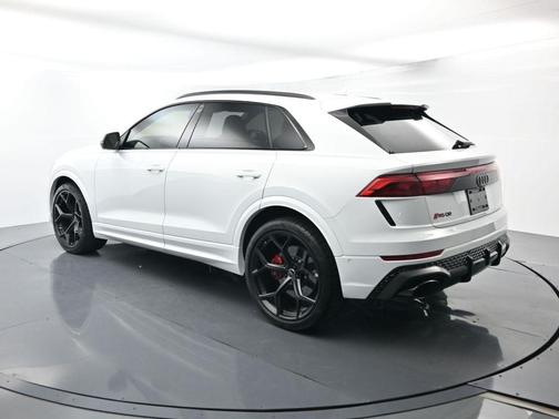 2025 Audi RS Q8 4.0T quattro