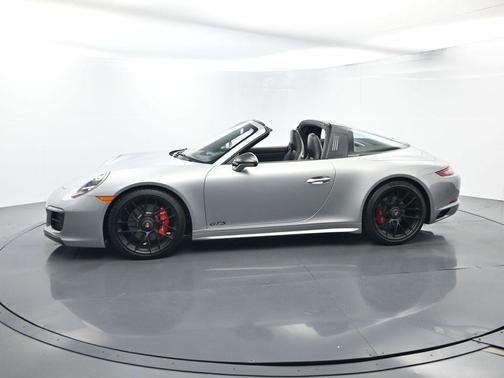 2019 Porsche 911 Targa 4 GTS