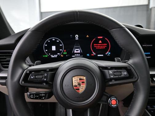 2025 Porsche 911 Carrera