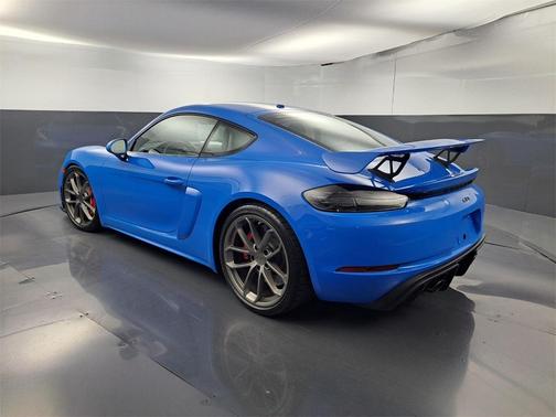 2023 Porsche 718 Cayman GT4