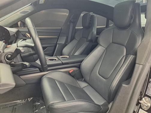 2021 Porsche Taycan Turbo S