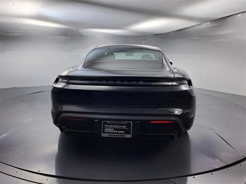 2021 Porsche Taycan Turbo S