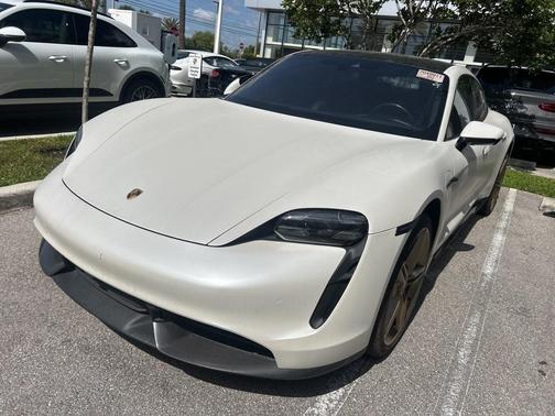 2021 Porsche Taycan Turbo S