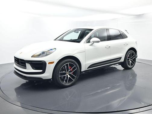 White 2023 Porsche Macan S
